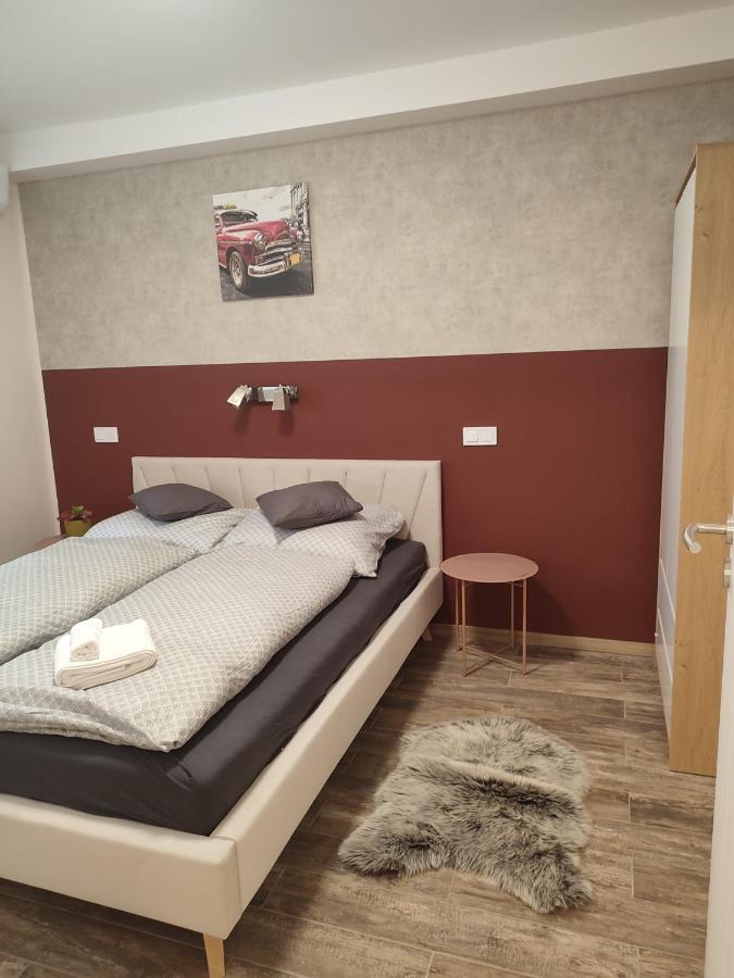 Voeroesko Apartmanhaz Балатональмаді Екстер'єр фото